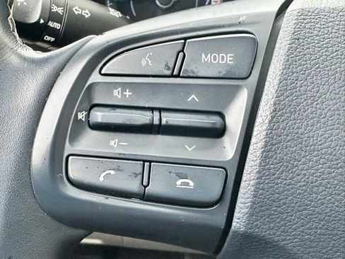 Used 2021 Hyundai Venue Denim image 8