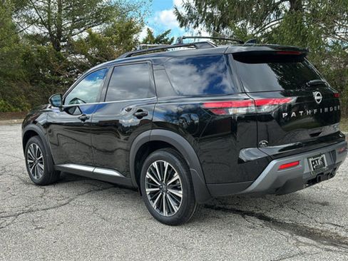 New 2026 Nissan Pathfinder Platinum image 5