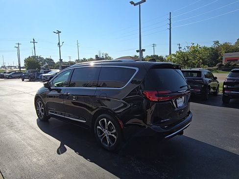 New 2026 Chrysler Pacifica Pinnacle w/ Trailer Tow Group image 6