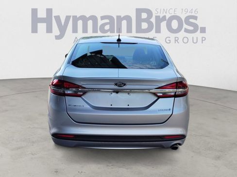 Used 2018 Ford Fusion S image 4