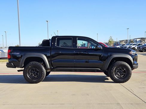 Used 2024 Chevrolet Colorado ZR2 w/ ZR2 Bison Edition image 8