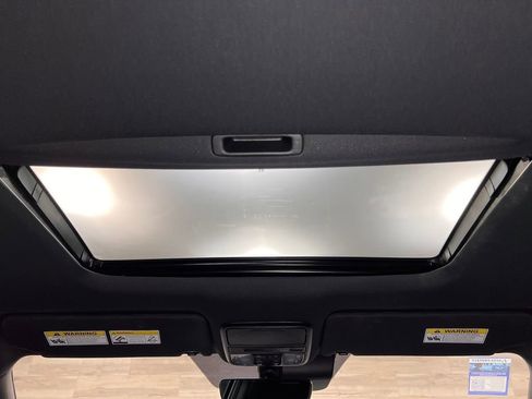 Used 2023 Honda Passport TrailSport image 16