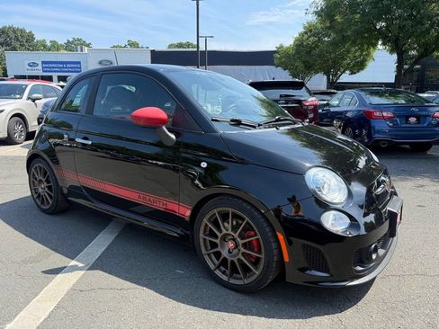 Used 2019 FIAT 500 Abarth w/ Popular Equipment Package FWD image 4