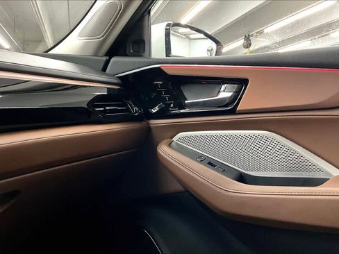 Used 2024 Acura MDX SH-AWD w/ Technology Package image 29