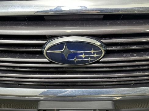 Used 2022 Subaru Ascent Premium w/ Convenience Package image 9