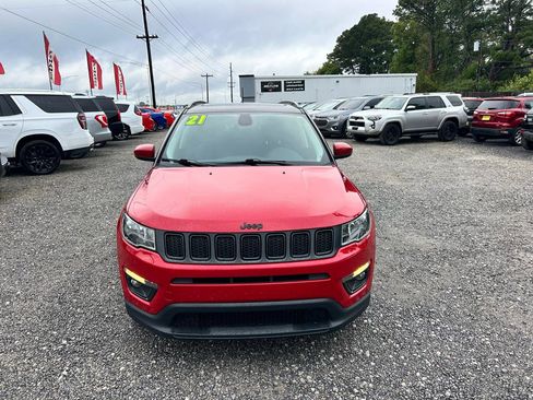 Used 2021 Jeep Compass Latitude w/ Sun and Sound Group FWD image 16
