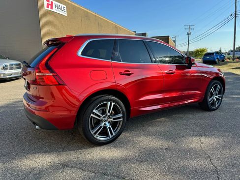 Used 2019 Volvo XC60 T6 Momentum w/ Protection Package Premier image 10