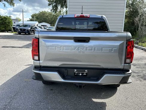 Used 2023 Chevrolet Colorado LT w/ LT Convenience Package II RWD image 5