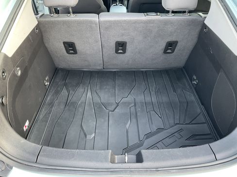 Used 2018 Chevrolet Volt LT image 40