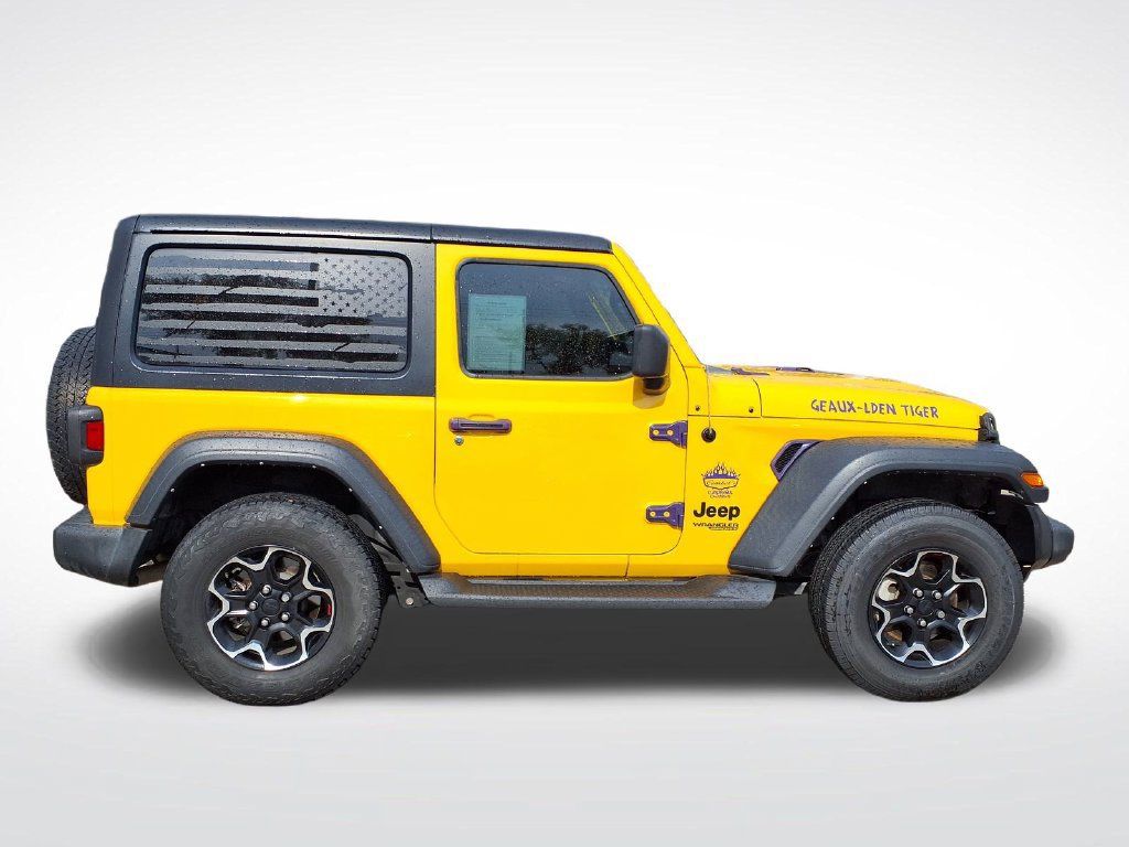 Used 2021 Jeep Wrangler Sport AWD/4WD image 12
