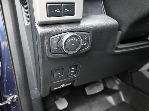 Used 2020 Ford F250 Lariat w/ Lariat Ultimate Package AWD/4WD image 13