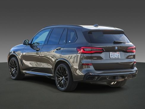 Used 2023 BMW X5 M50i w/ Executive Package image 2