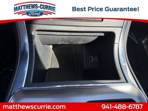 Used 2024 Ford Edge Titanium image 21