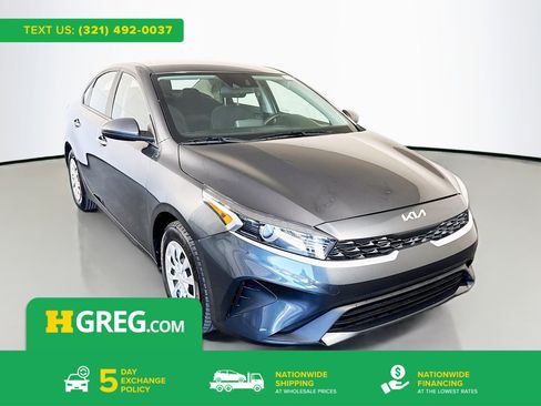 Used 2024 Kia Forte LX FWD image 1
