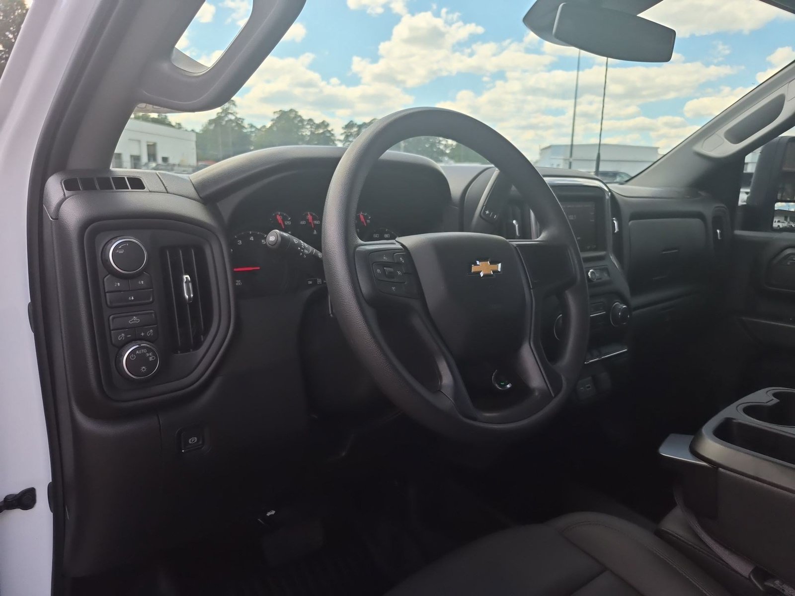 Certified 2026 Chevrolet Silverado 2500 W/T AWD/4WD image 10
