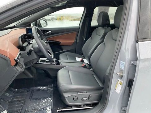 Used 2022 Volkswagen ID.4 Pro S image 17