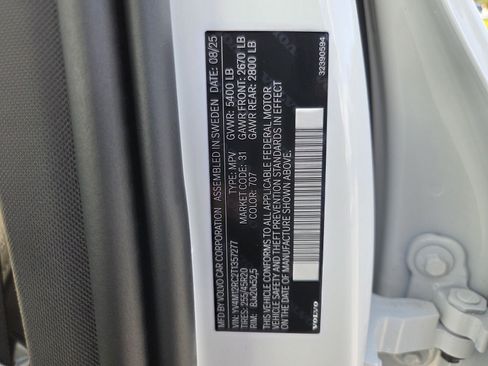 Used 2026 Volvo XC60 B5 Plus w/ Protection Package Premier AWD/4WD image 19