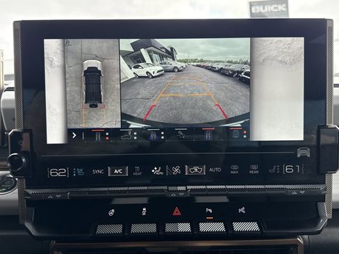 Used 2025 GMC Hummer EV 3X w/ LPO, Cargo Utility Package AWD/4WD image 8