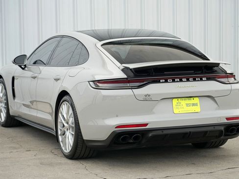 Used 2021 Porsche Panamera 4S image 56