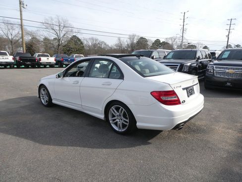Used 2014 Mercedes-Benz C 250 Sedan image 8