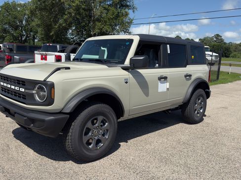 New 2026 Ford Bronco Big Bend AWD/4WD image 6
