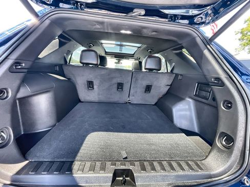 Used 2023 Chevrolet Equinox RS w/ RS Leather Package FWD image 27