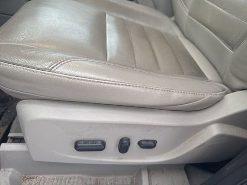 Used 2015 Ford Escape Titanium image 24