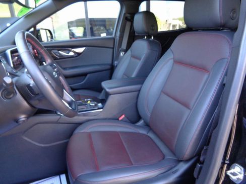 Used 2022 Chevrolet Blazer RS w/ Enhanced Convenience Package AWD/4WD image 9