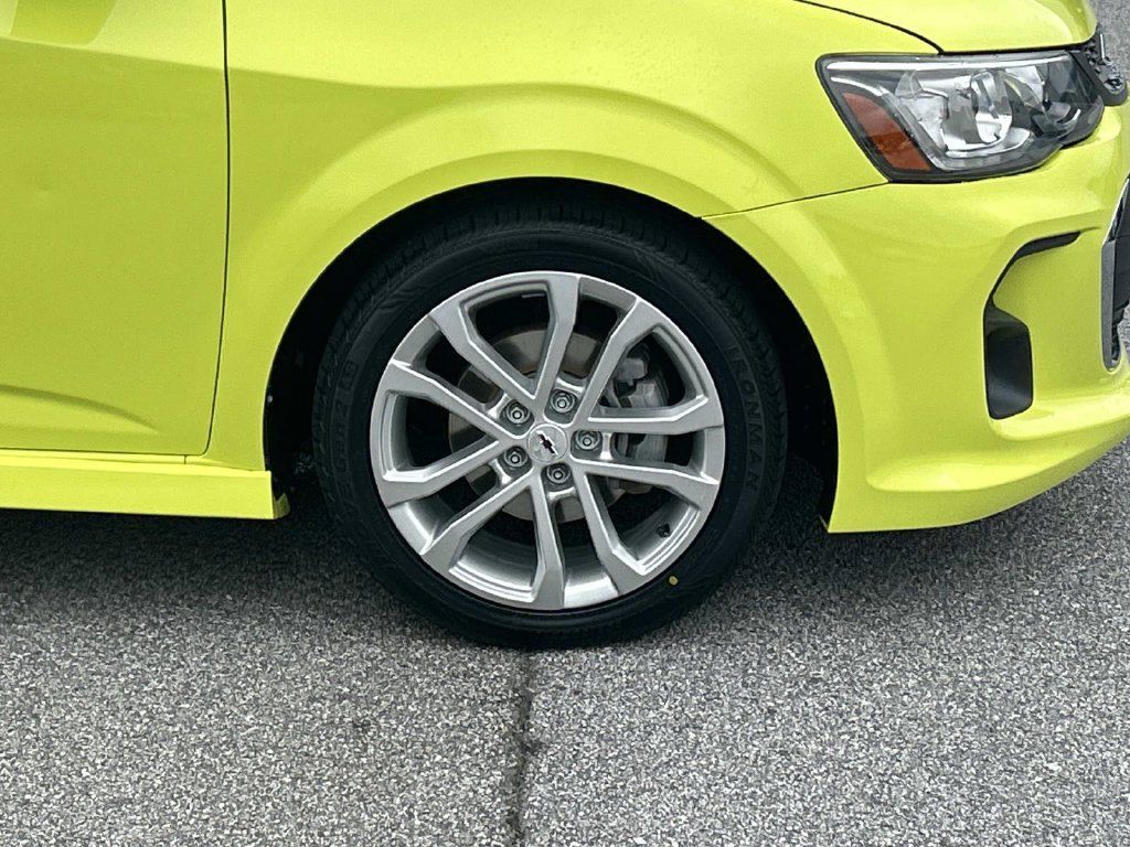 Used 2019 Chevrolet Sonic LT FWD image 10