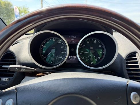 Used 2005 Mercedes-Benz SLK 350 image 21