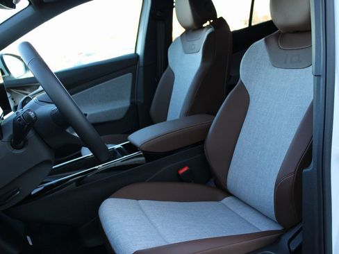 New 2026 Volkswagen ID.4 Pro image 8