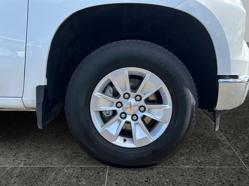 Used 2025 Chevrolet Silverado 1500 W/T RWD image 9
