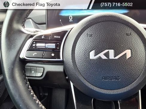 Used 2024 Kia Seltos EX AWD/4WD image 28