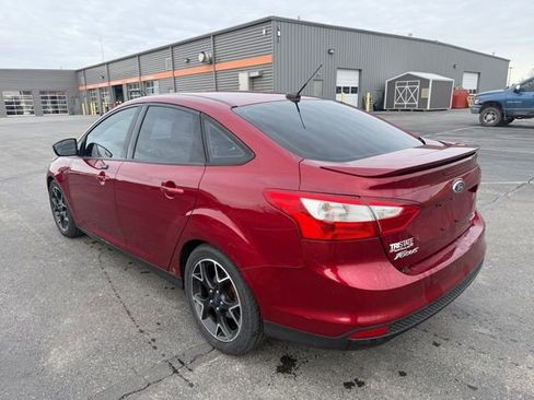 Used 2014 Ford Focus SE w/ Equipment Group 201A image 6