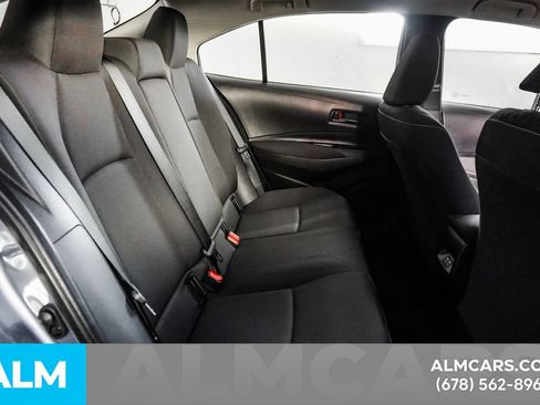 Used 2025 Toyota Corolla LE FWD image 20