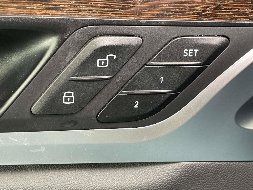 Used 2019 BMW X3 xDrive30i w/ Convenience Package AWD/4WD image 32