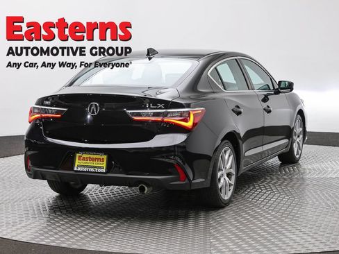 Used 2019 Acura ILX FWD image 4