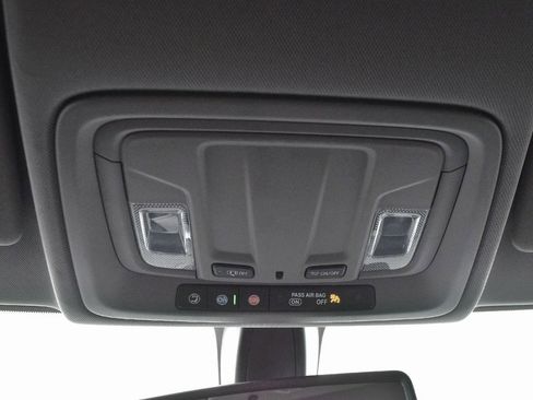 Used 2019 GMC Sierra 1500 SLT image 25