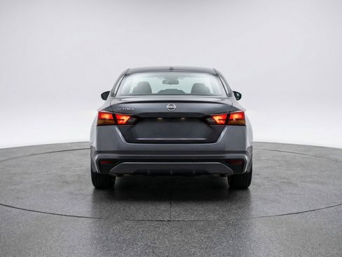 Used 2025 Nissan Altima 2.5 SV image 7