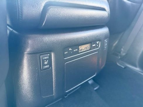 Used 2012 INFINITI QX56 4WD w/ Theater Pkg image 16