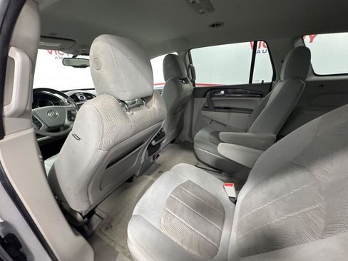 Used 2017 Buick Enclave Convenience FWD image 11