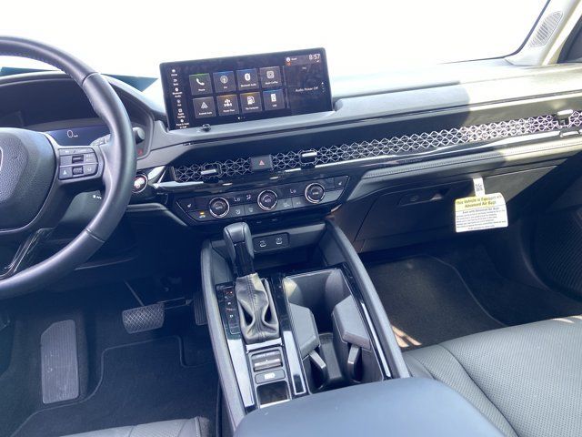 Used 2025 Honda Accord EX-L image 15