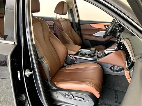 Certified 2024 Acura MDX FWD w/ Technology Package image 9