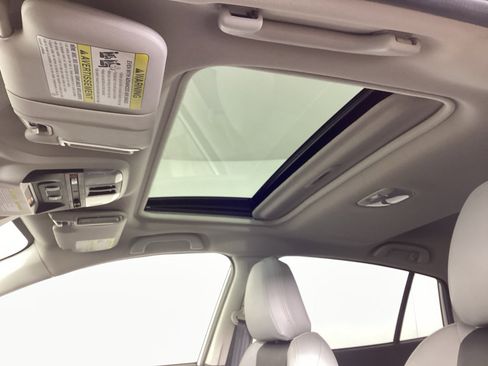 Used 2018 Subaru Crosstrek 2.0i Limited AWD/4WD image 17