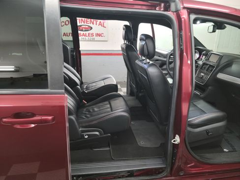 Used 2018 Dodge Grand Caravan GT image 7