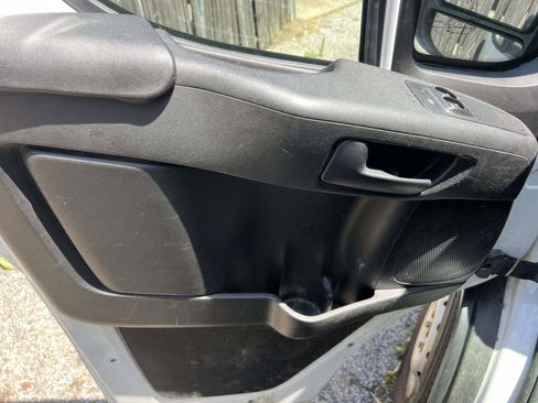 Used 2023 RAM ProMaster 2500 FWD image 19