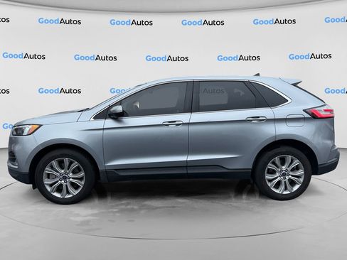 Used 2022 Ford Edge Titanium AWD/4WD image 3