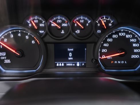 Used 2024 GMC Sierra 1500 Pro w/ Graphite Edition AWD/4WD image 12
