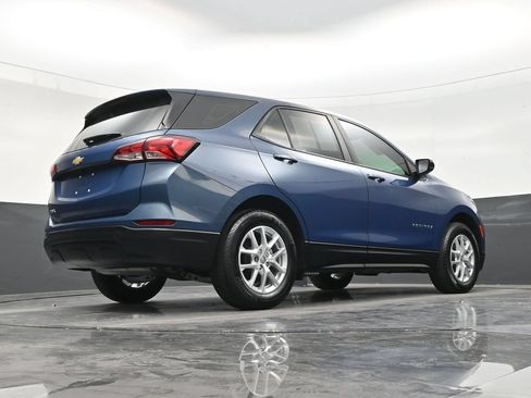 Used 2024 Chevrolet Equinox LS FWD image 24
