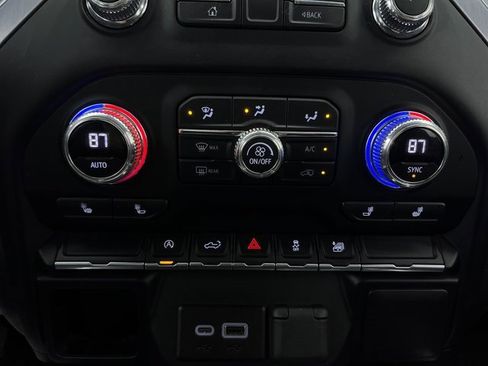 Used 2022 GMC Sierra 1500 Elevation image 20